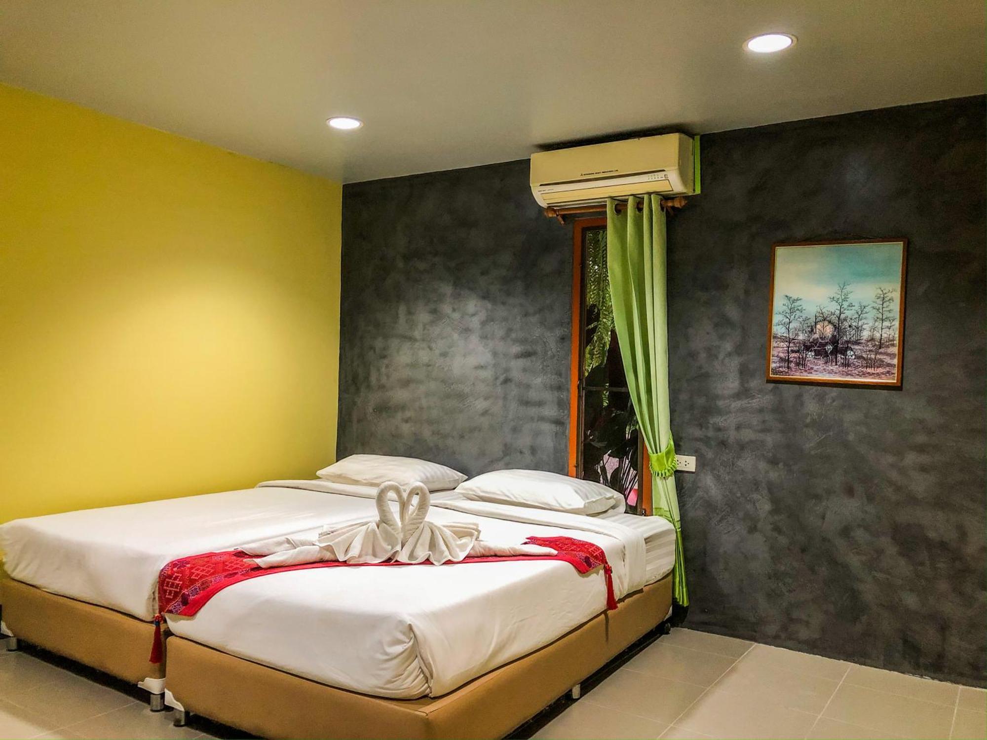 Huen San Fang Hotel โรงแรมเฮือนแสนฝาง الغرفة الصورة
